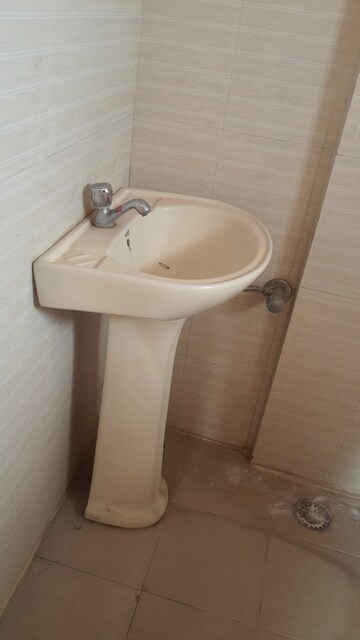 Bathroom in 1 BHK Independent House at Rt Nagar – for Rent