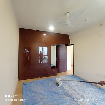 Room in 3 BHK Apartment at GR Queens Amber, Bannerghatta Road – for Rent