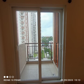 Room in 3 BHK Apartment at GR Queens Amber, Bannerghatta Road – for Rent