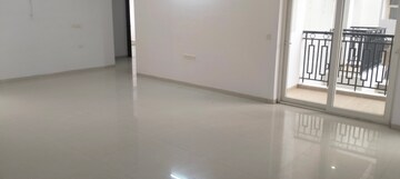 Room in 3.5 BHK Apartment at Ansals Celebrity Greens, Sushant Golf City – for Rent