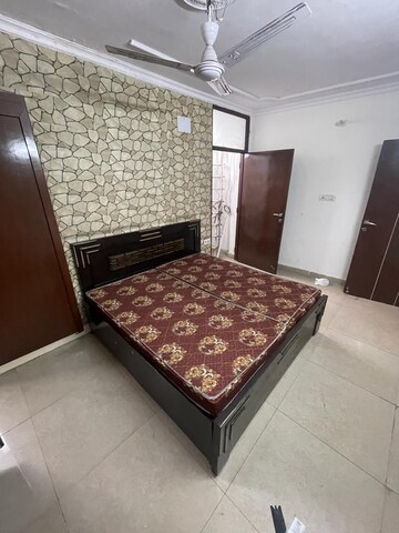 Bedroom in 3 BHK Builder Floor at Mansarover Garden – for Rent