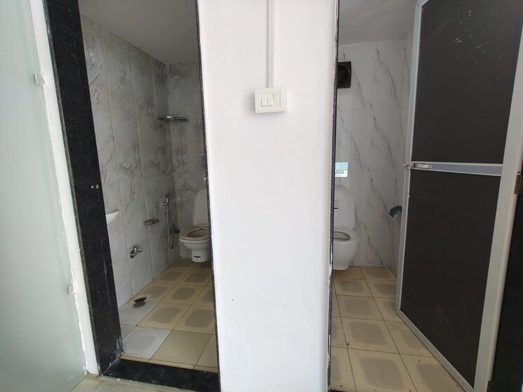 Bathroom, bsel-tech-park Commercial Office Space 2100 Sq.Ft. In Vashi Sector 30a Navi Mumbai 8832217