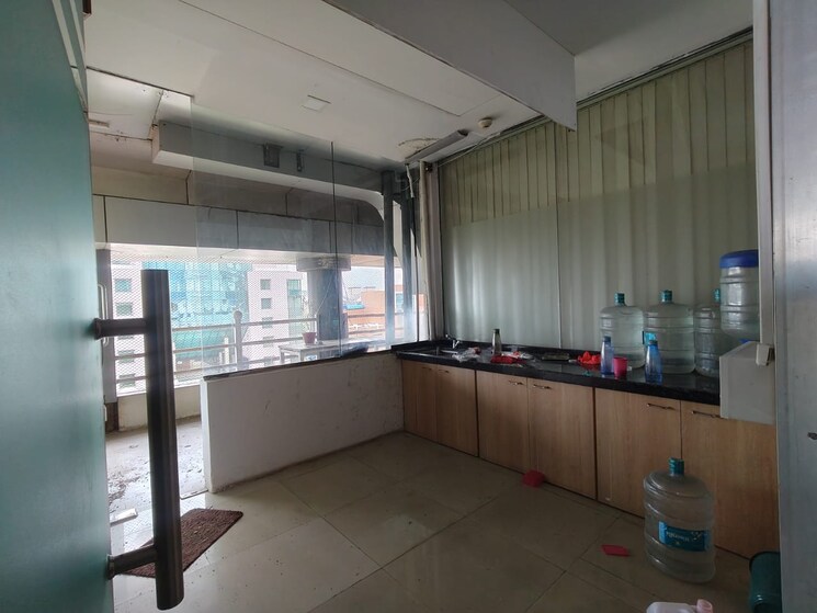 Kitchen, bsel-tech-park Commercial Office Space 2100 Sq.Ft. In Vashi Sector 30a Navi Mumbai 8832217