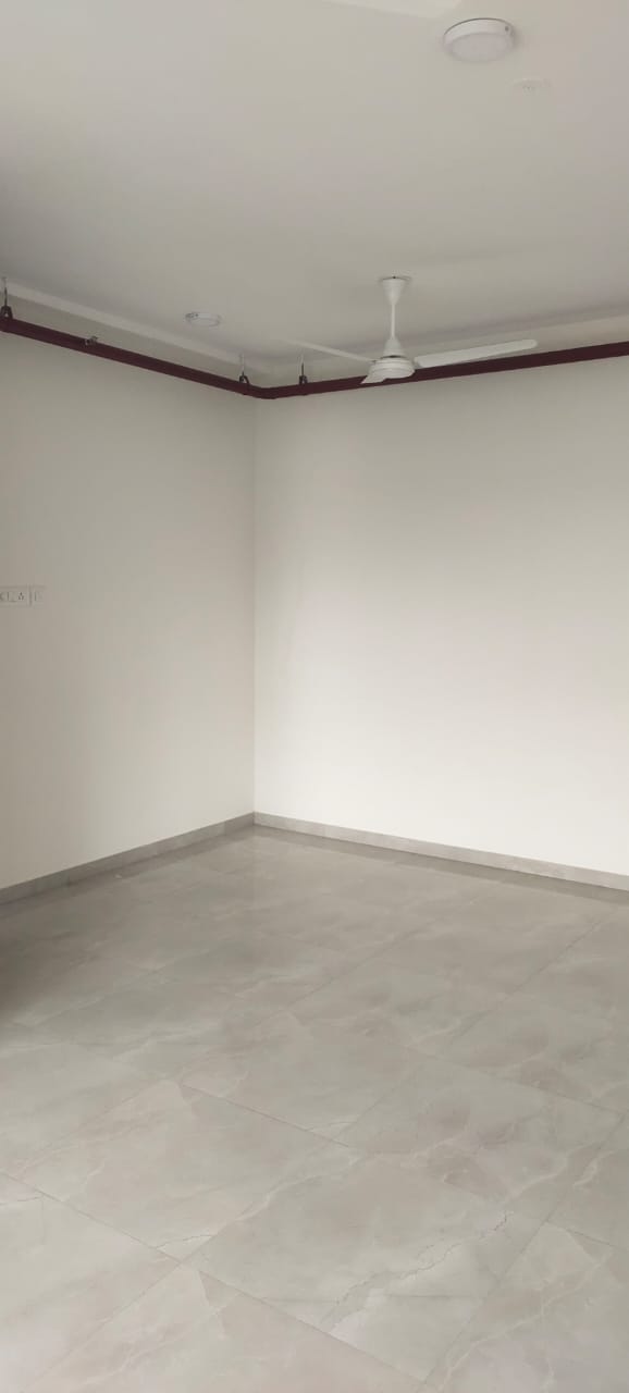 2 BHK Apartment For Rent in Ganesh Niwas Goregaon West