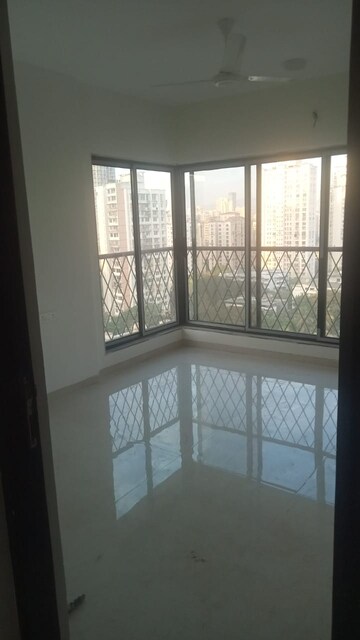 3 BHK Apartment For Rent in Ekta Tripolis, Goregaon West