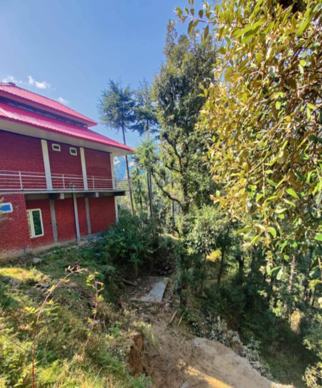 4 BHK Villa For Sale in Kandaghat 