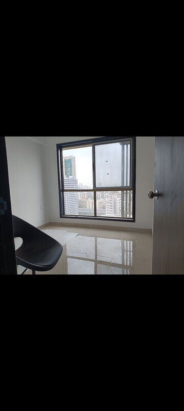 Room in 2 BHK Apartment at Neminath Nemi Bhavan, Goregaon West – for Rent