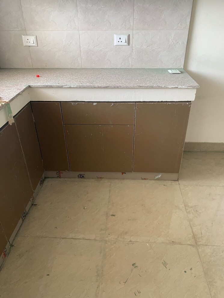 Kitchen, terra-lavinium 3 Bedroom 750 Sq.Ft. Apartment In Sector 75 Faridabad 8832597