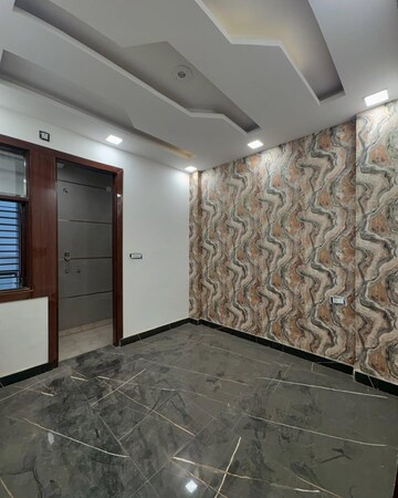 2 BHK Builder Floor For Sale in Shastri Nagar
