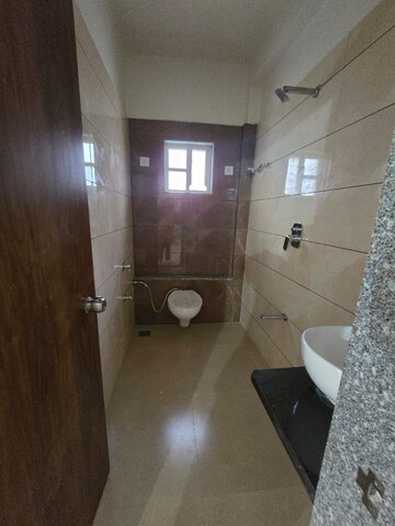 Bathroom in 4 BHK Independent House at Harni Road – for Rent