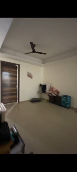 Living Room in 6 BHK Independent House at RWA Apartments Sector 50, Sector 50 – for Sale