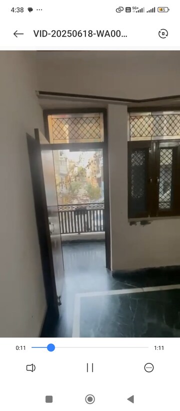 Room in 2 BHK Independent House at Sector 20 – for Rent
