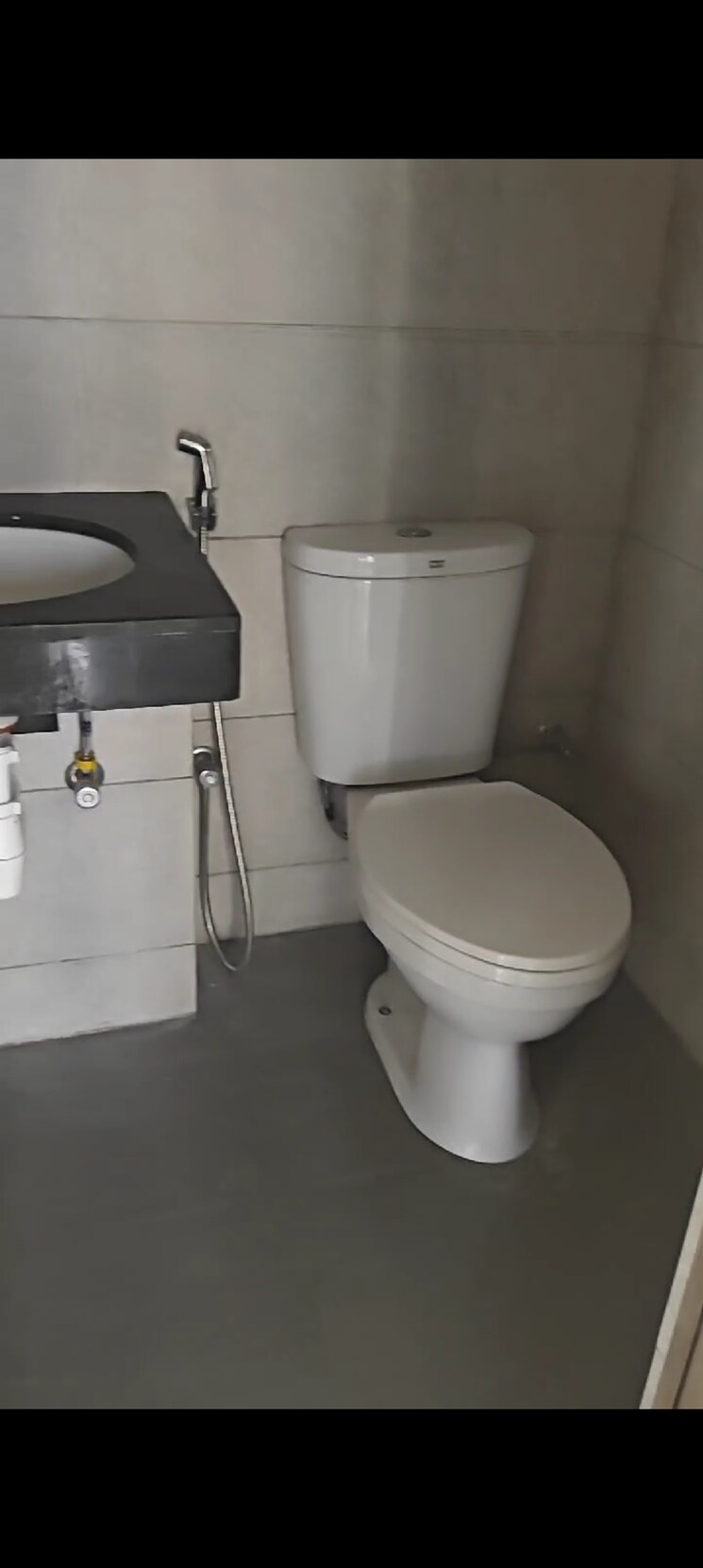 Bathroom, kalpataru-paramount 2 Bedroom 527 Sq.Ft. Apartment In Kapur Bawdi Thane 8833018