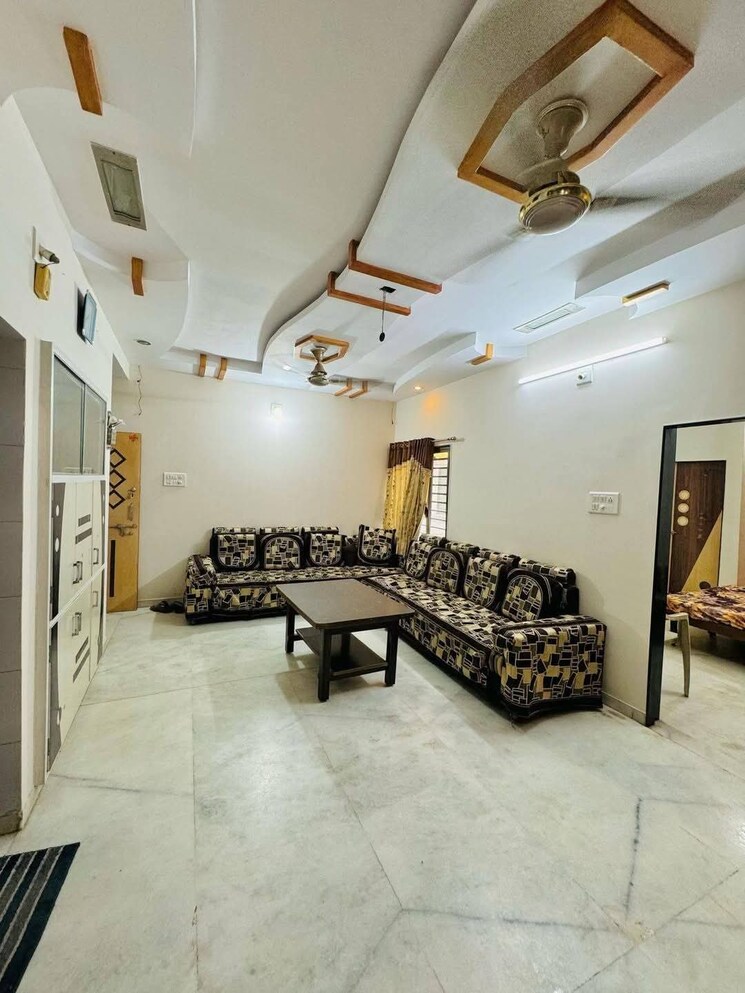 Living Room, bodakdev 3 Bedroom 1700 Sq.Ft. Apartment In Bodakdev Ahmedabad 8833032