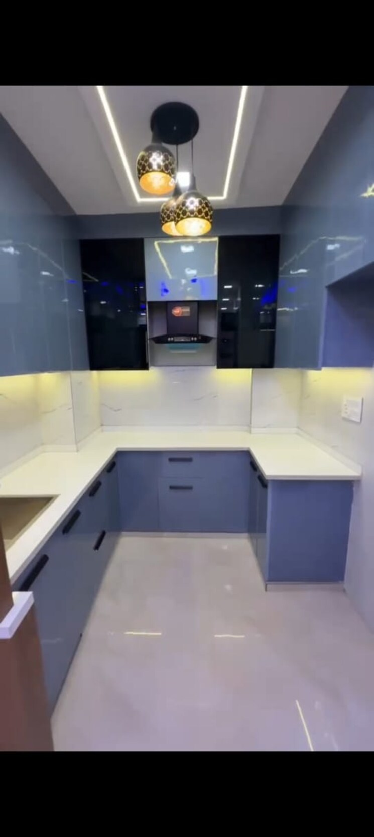 Master Bedroom, uttam nagar 3 Bedroom 350 Sq.Yd. Builder Floor In Uttam Nagar Delhi 8833077