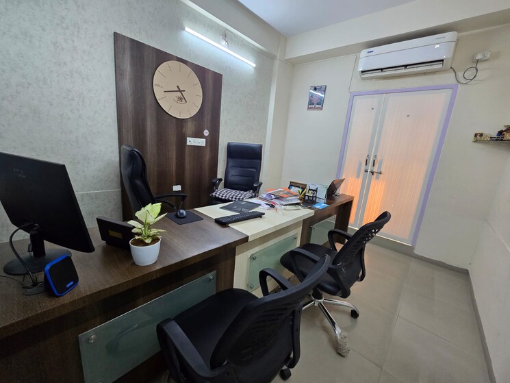 Team Area, harni Commercial Office Space 450 Sq.Ft. In Harni Vadodara 8833041