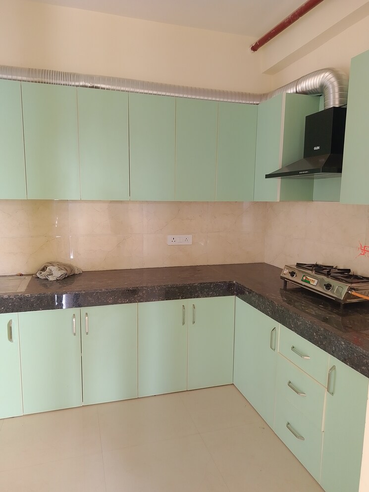 Kitchen, omaxe-waterscapes 3 Bedroom 1575 Sq.Ft. Apartment In Gomti Nagar Lucknow 8833055