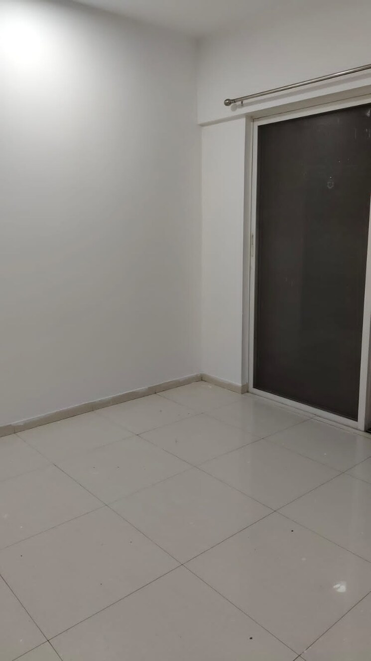 Room, godrej-24 2 Bedroom 800 Sq.Ft. Apartment In Hinjewadi Pune 8833060