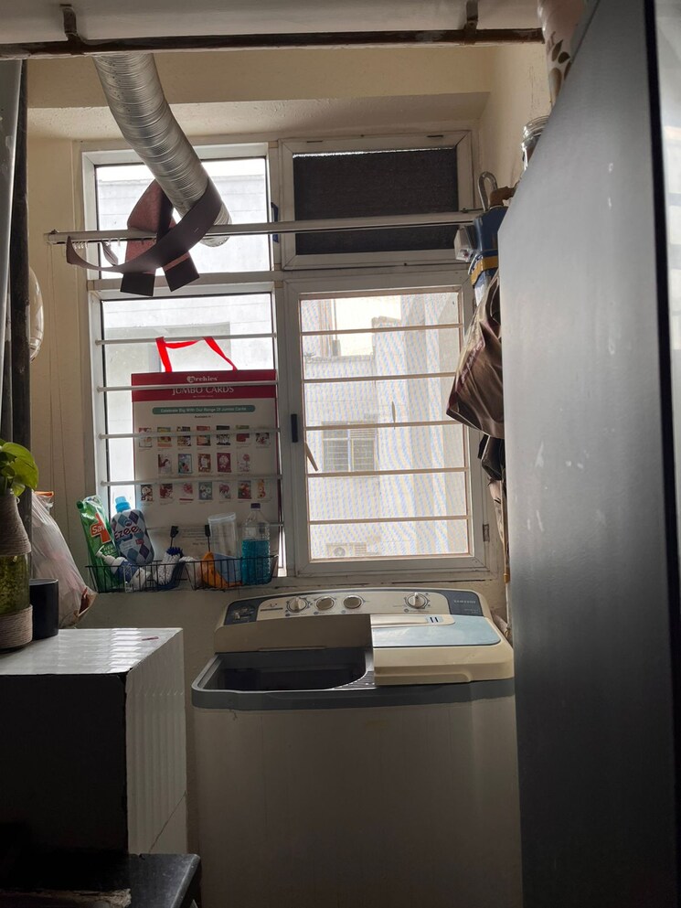 Kitchen, super-house-floor 2 Bedroom 90 Sq.Mt. Builder Floor In Govindpuram Ghaziabad 8833073