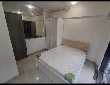 Bedroom in 1 BHK Apartment at Platinum Casa Millennia, Andheri West – for Rent