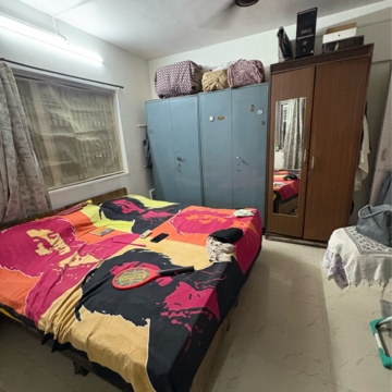 Bedroom in 1.5 BHK Apartment at Pestom Sagar Colony, Tilak Nagar – for Rent