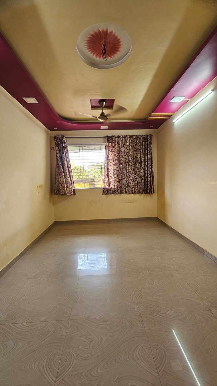 Room, dombivli west 1 RK 450 Sq.Ft. Apartment In Dombivli West Thane 8833085
