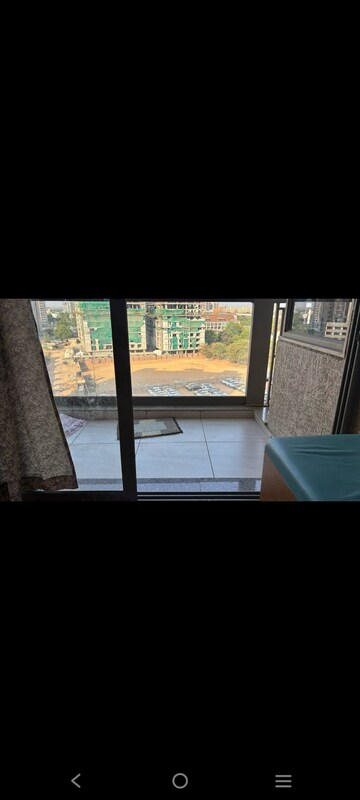 Room in 3 BHK Apartment at Tri The Evans, Chandkheda – for Rent