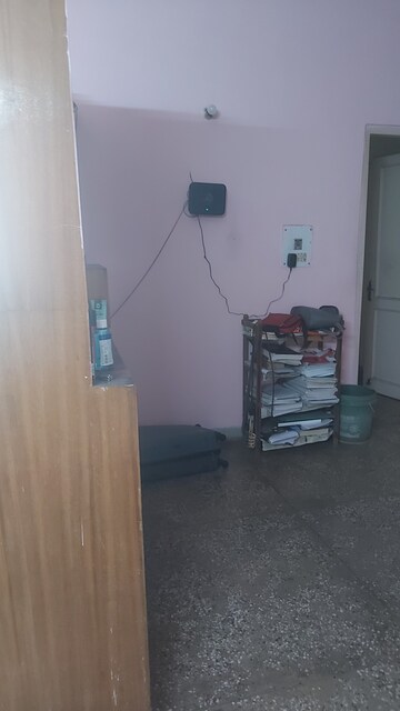 Furnished Amenities in 2.5 BHK Apartment at Uma Cooperative Society, Mayur Vihar 1 – for Sale