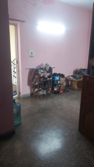 Furnished Amenities in 2.5 BHK Apartment at Uma Cooperative Society, Mayur Vihar 1 – for Sale