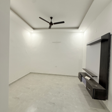 Room in 2 BHK Independent House at RWA Apartments Sector 108, Sector 108 – for Rent