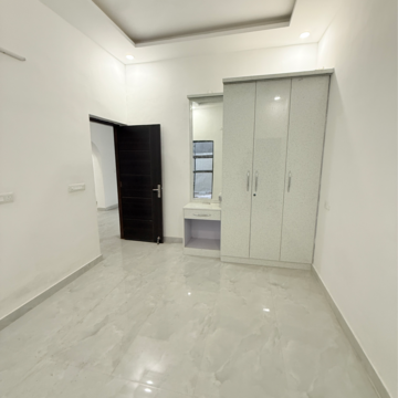 Room in 2 BHK Independent House at RWA Apartments Sector 108, Sector 108 – for Rent