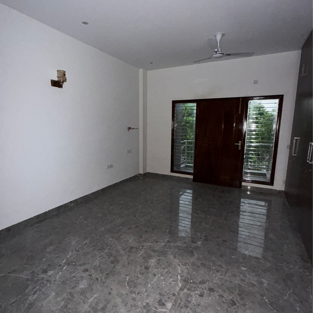 4 BHK + Extra Room 200 Sq.Ft. Builder Floor in RWA Apartments Sector 108