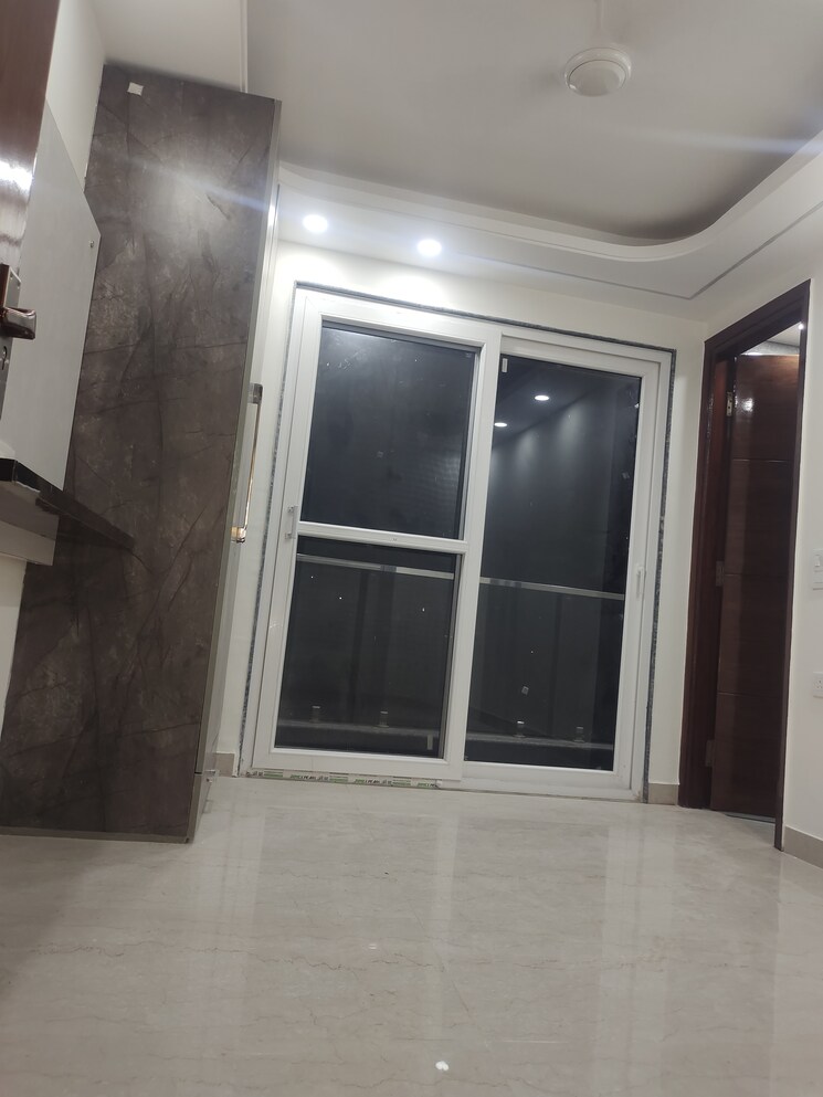 Kitchen, east of kailash 3 Bedroom 1200 Sq.Ft. Builder Floor In East Of Kailash Delhi 8833138