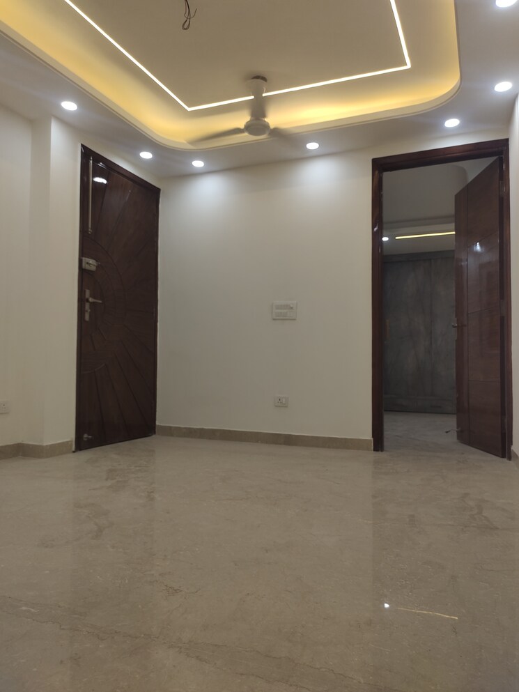 undefined, east of kailash 3 Bedroom 1200 Sq.Ft. Builder Floor In East Of Kailash Delhi 8833138