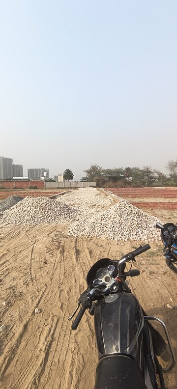  Plot – Exterior View View at Sultanpur Road - for Sale