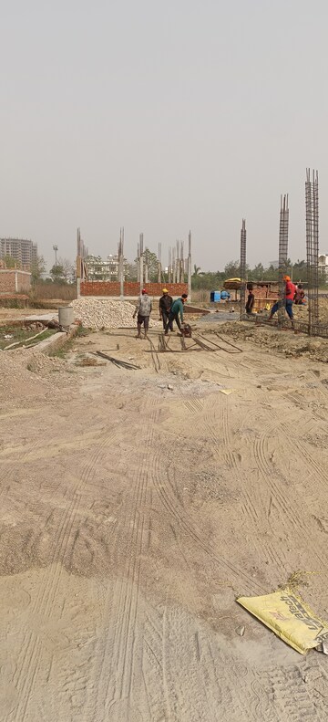  Plot – Exterior View View at Sultanpur Road - for Sale