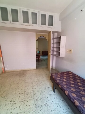 Room in 2 BHK Apartment at Thaltej – for Rent