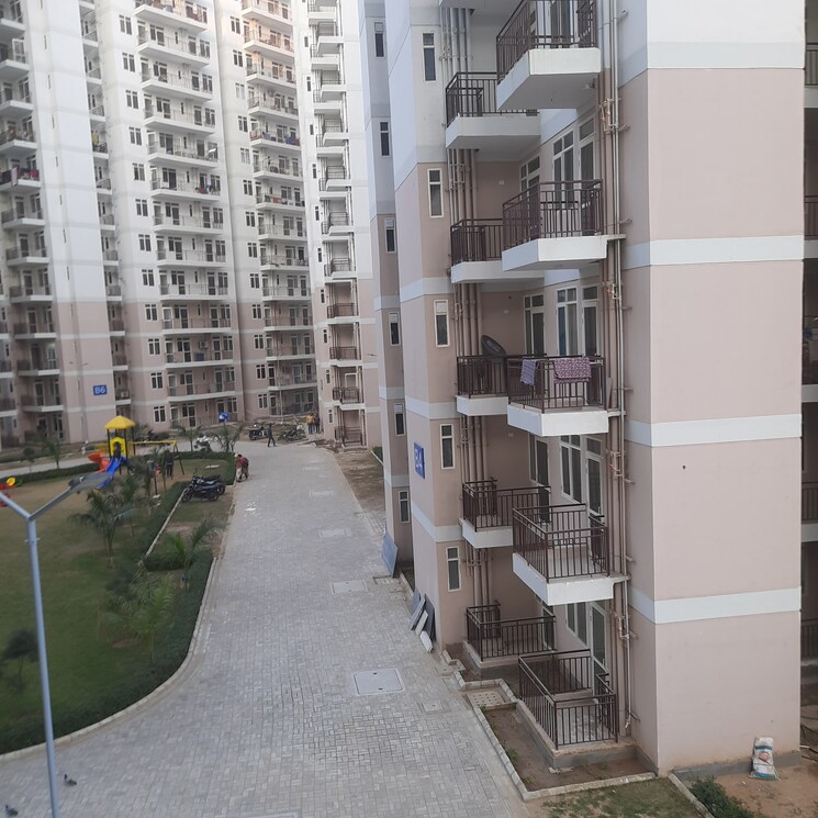 Exterior View, suncity-avenue-76 2 Bedroom 682 Sq.Ft. Apartment In Sector 76 Gurgaon 8833380