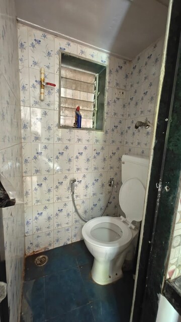 Bathroom in 2 BHK Apartment at Casa Da Vinci, Borivali West – for Rent