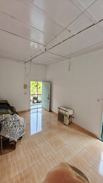 Master Bedroom in 2 BHK Apartment at Casa Da Vinci, Borivali West – for Rent