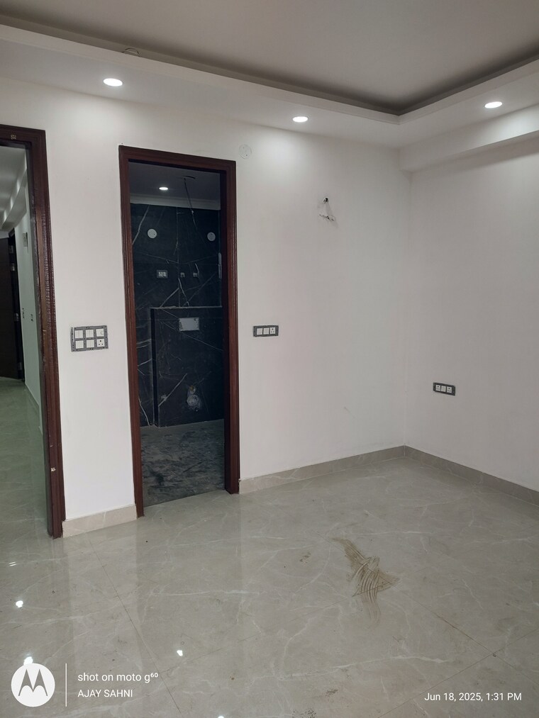undefined, mehrauli 3 Bedroom 1300 Sq.Ft. Builder Floor In Mehrauli Delhi 8833421