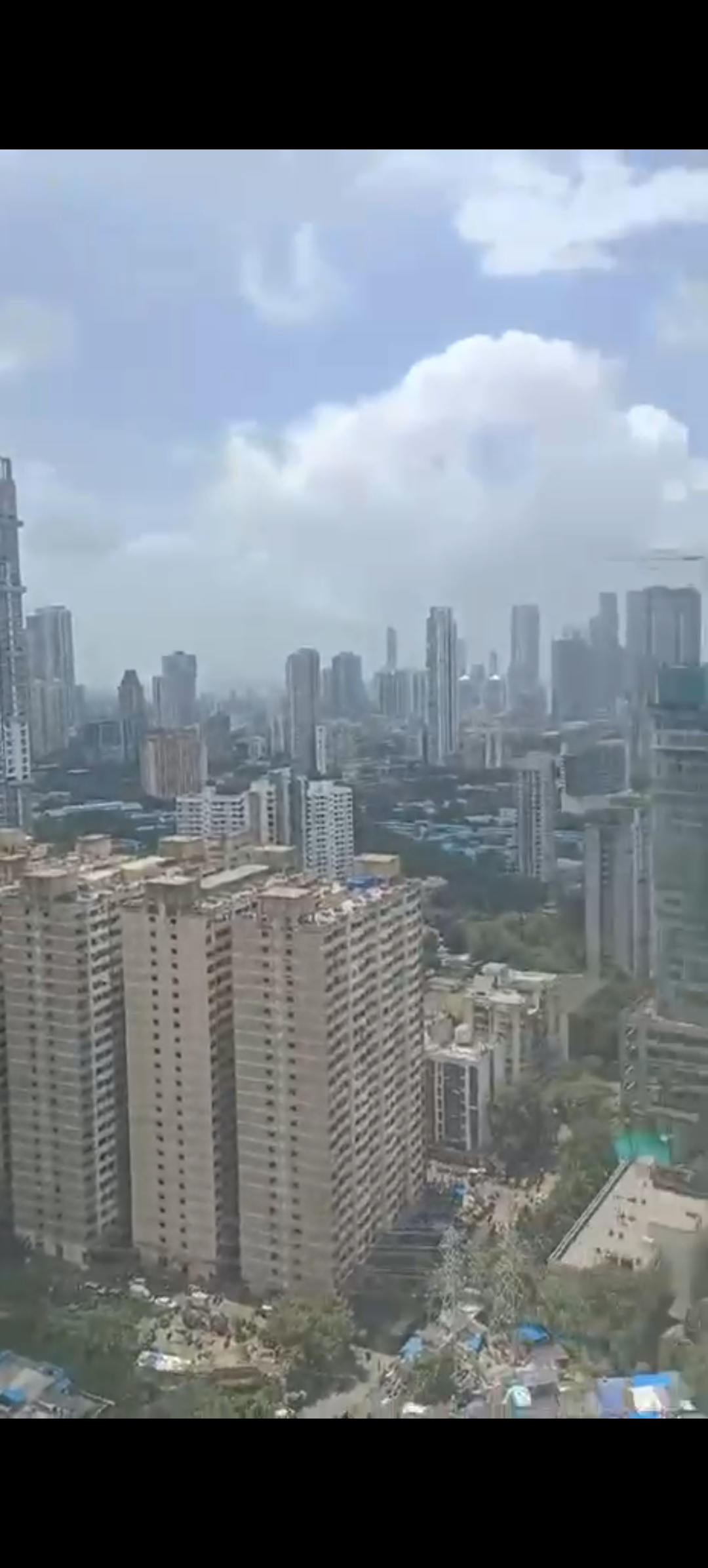 2 BHK + Pooja Room Apartment For Rent in Ruparel Ariana