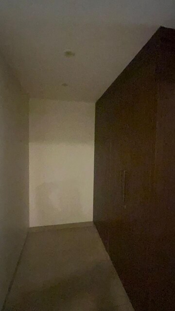 Room in 5 BHK Builder Floor at Greater Kailash ii – for Rent