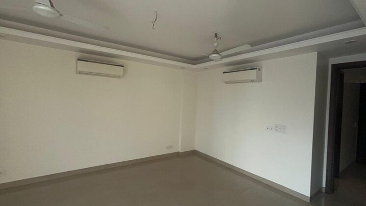 Room, greater kailash ii 5 Bedroom 4000 Sq.Ft. Builder Floor In Greater Kailash ii Delhi 8833431