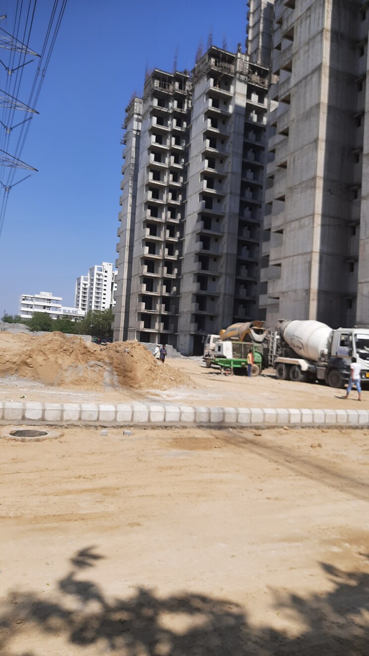 Exterior View, pareena-om-apartments 2 Bedroom 664 Sq.Ft. Apartment In Sector 112 Gurgaon 8833434