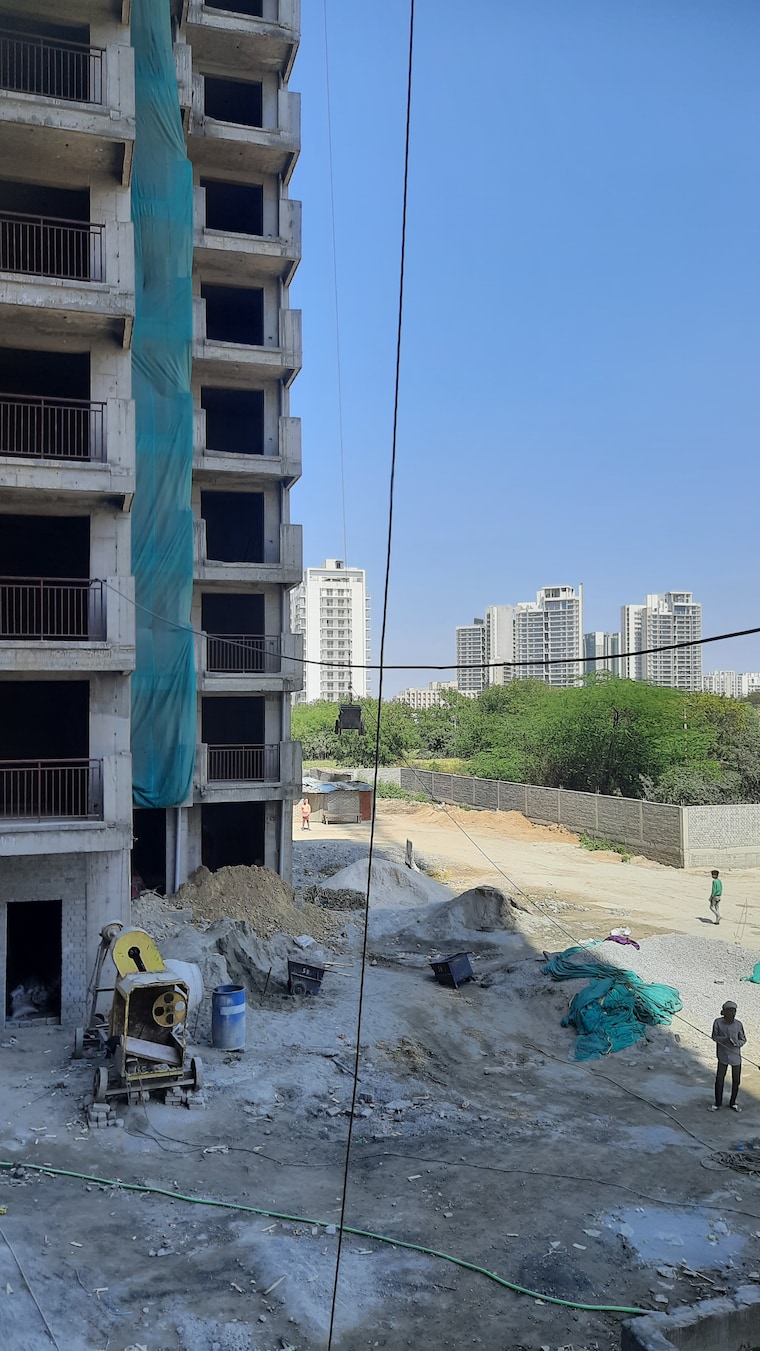 Exterior View, pareena-om-apartments 2 Bedroom 664 Sq.Ft. Apartment In Sector 112 Gurgaon 8833434