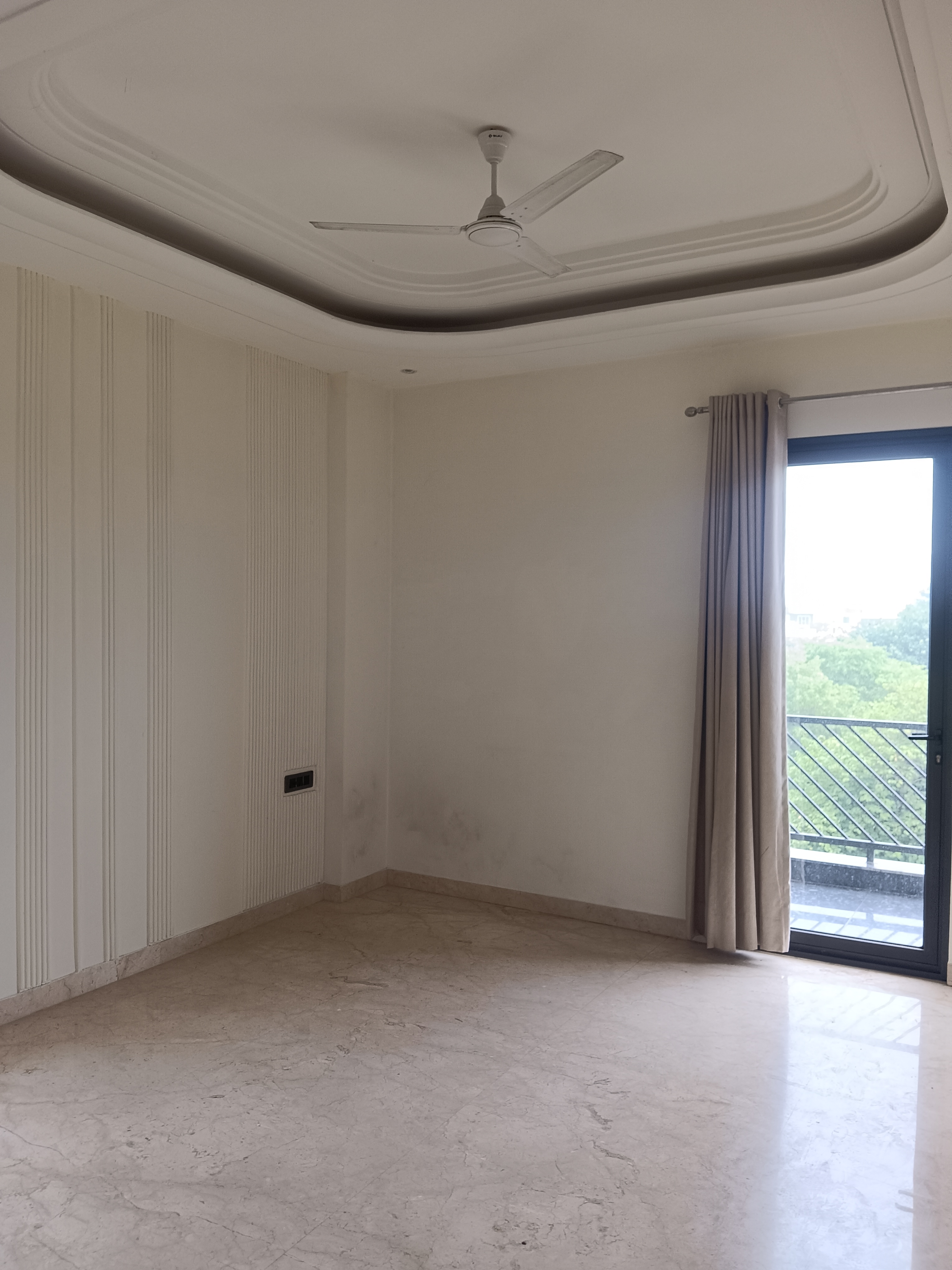 3.5 BHK + Study Room 2000 Sq.Ft. Villa in Nirvana Country Birch Court