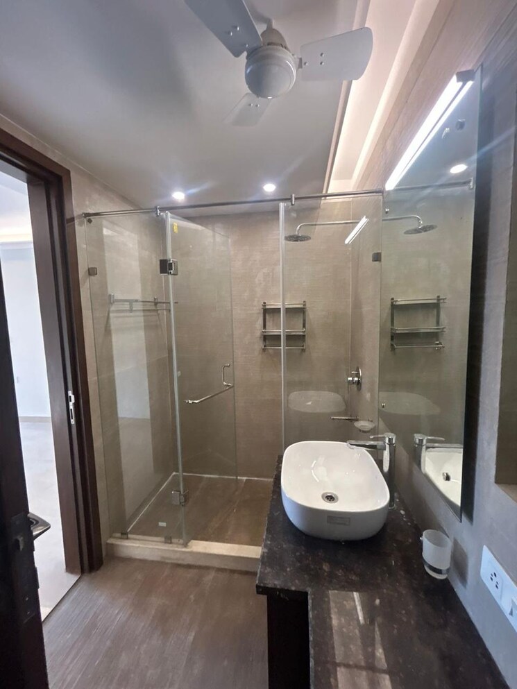 Bathroom, greater kailash i 3 Bedroom 2100 Sq.Ft. Builder Floor In Greater Kailash I Delhi 8833475