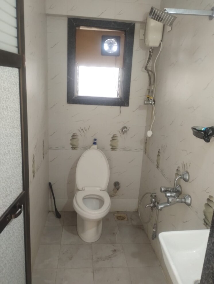 Bathroom, romell-serene 1 Bedroom 410 Sq.Ft. Apartment In Borivali West Mumbai 8833494