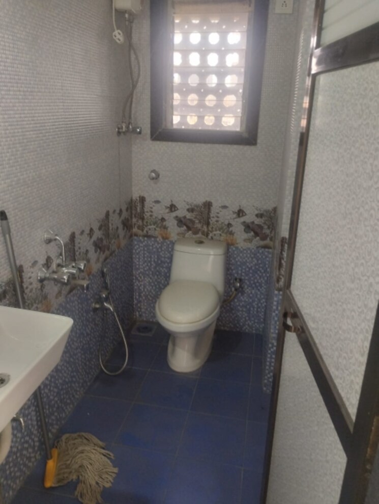 Bathroom, romell-serene 1 Bedroom 410 Sq.Ft. Apartment In Borivali West Mumbai 8833494